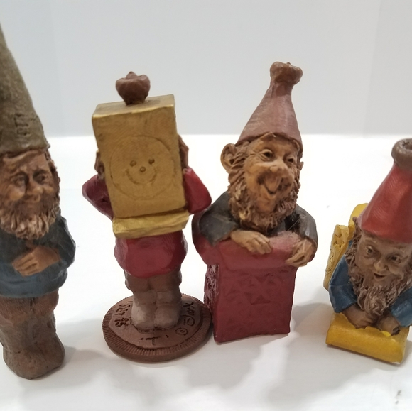 LOT OF 4 GIFT MINI CAIRN TOM CLARK CHRISTMAS GNOMES 1986-87...